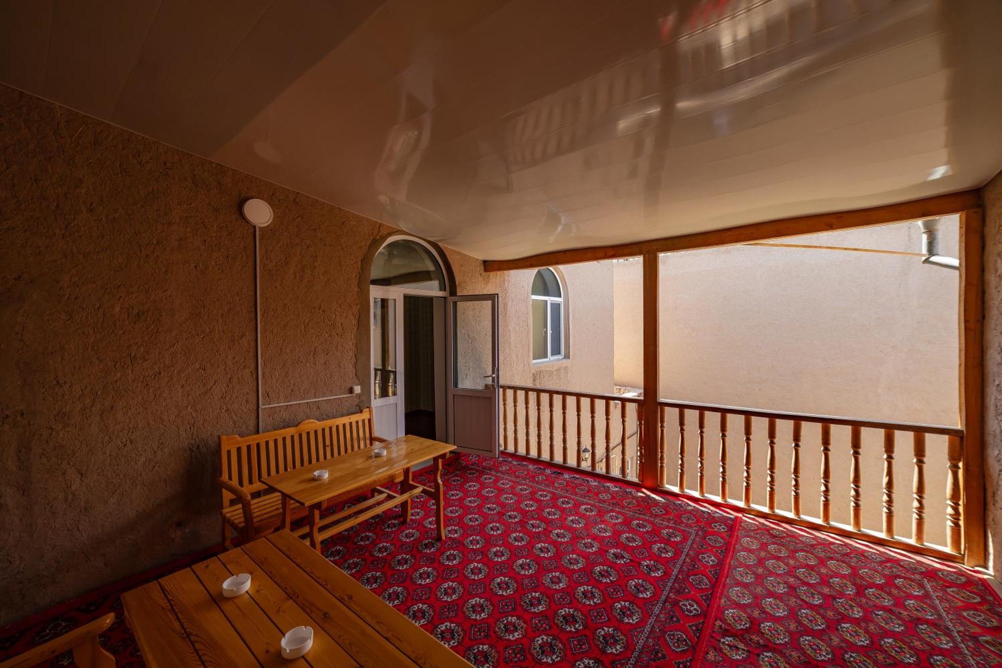 Muhtasham Hotel In Ichan Qala Khiva Esterno foto